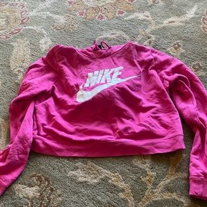 Nike cropped